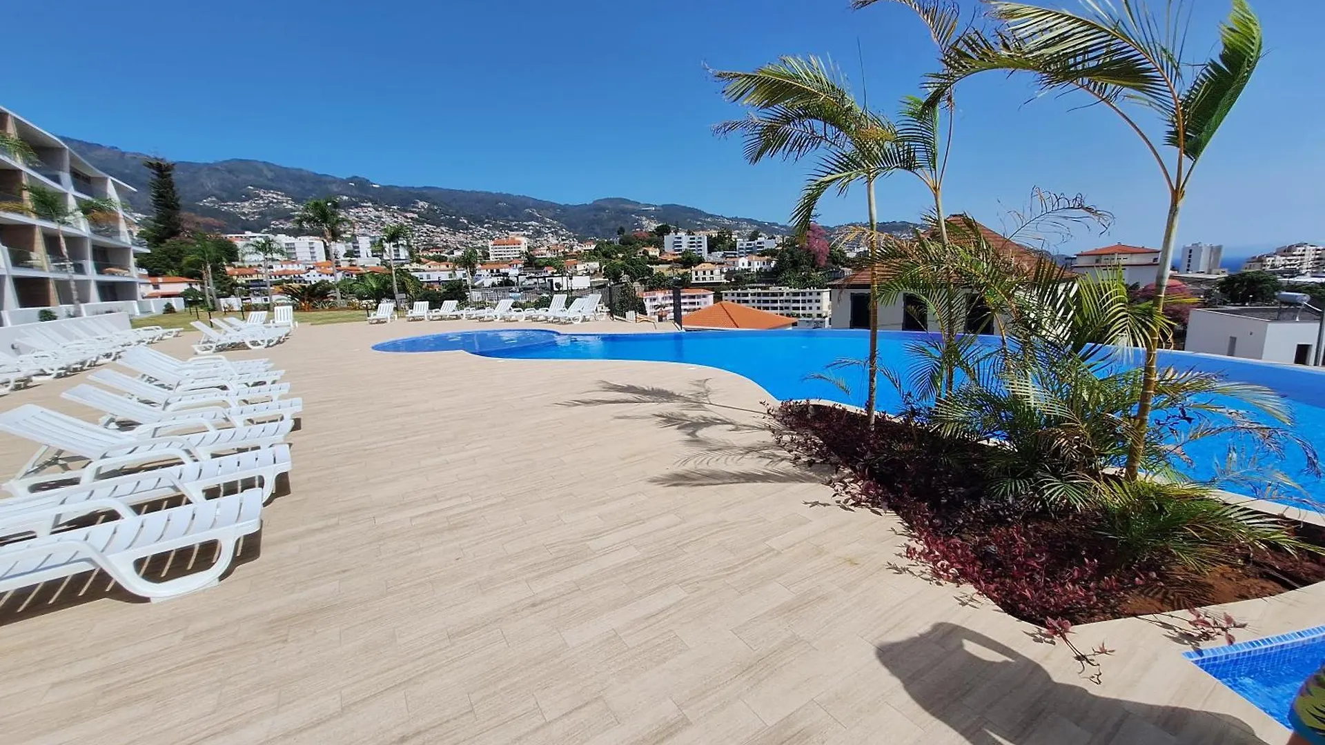 The Quala Place At Madeira Island Funchal